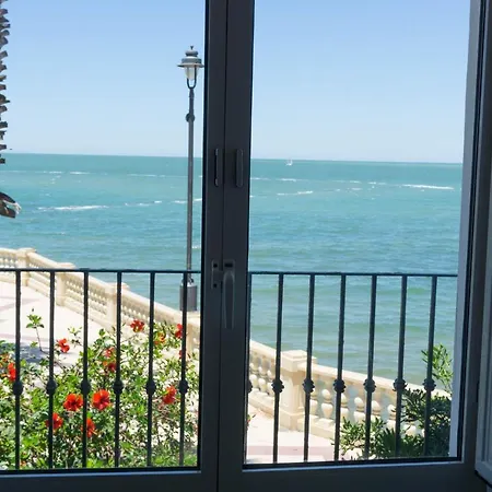 شقة Magnifico A 3 Metros De La Playa Y En La Plaza Del Castillo